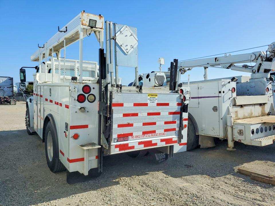 2017 Frht - freightliner All other VIN 1FVACWDT8CHBK2234 COPART salvage auction — SIDE, DV, sold $1,850 on 2026-09-28 (photo 2)