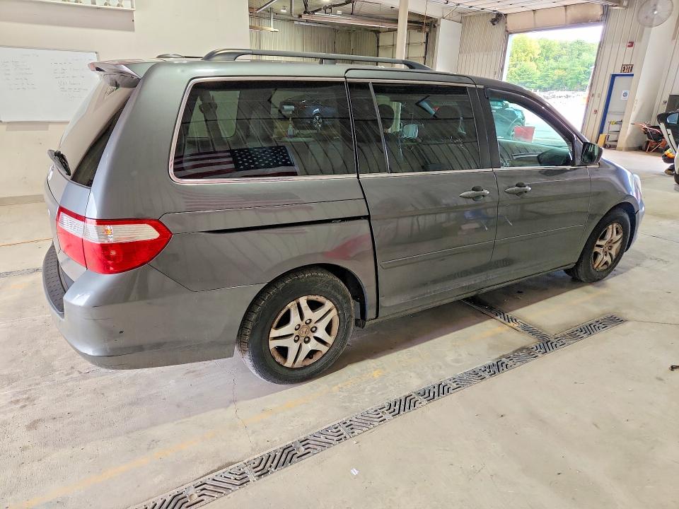 2007 Honda Odyssey VIN 5FNRL38757B056822 COPART salvage auction — MINOR DENT/SCRATCHES, Pa - Cert Of Title, sold $750 on 2026-09-24 (photo 3)