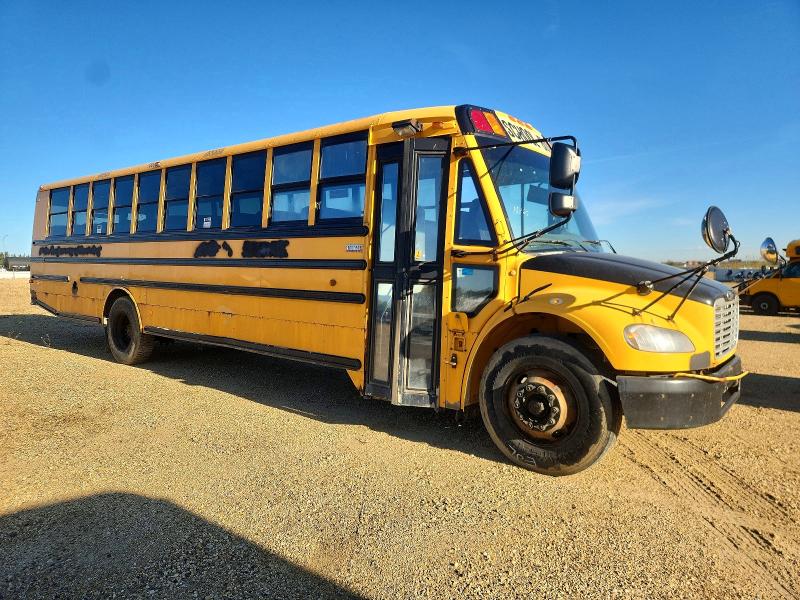 2011 Thomas Saf-t-line VIN 4UZABRDU0BCAU5052 COPART salvage auction — SIDE, BS, sold $2,050 on 2026-10-01 (photo 1)