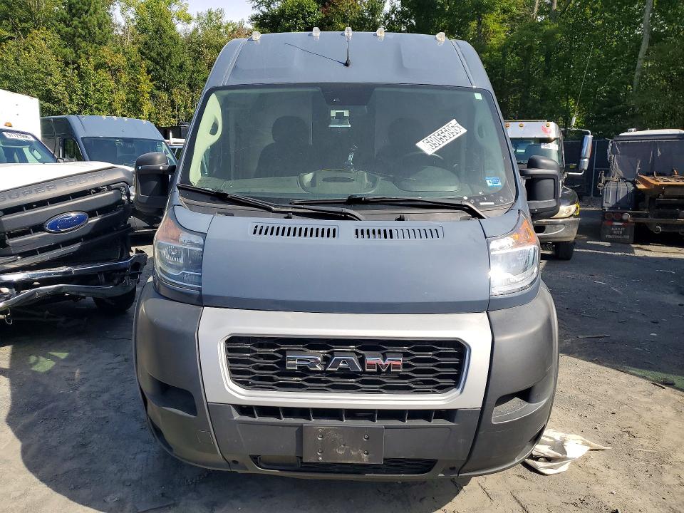 2021 Ram Promaster VIN 3C6MRVJG7ME541521 COPART salvage auction — MINOR DENT/SCRATCHES, CT, sold $11,400 on 2026-10-19 (photo 5)