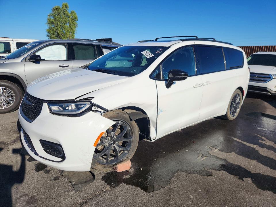 2025 Chrysler Pacifica VIN 2C4RC1GGXSR529763 — COPART salvage auction photo