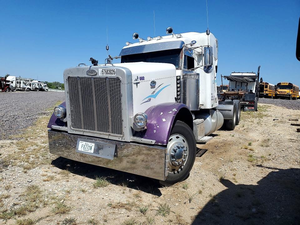 1998 Peterbilt All other VIN 1XP5DR9X5WD453318 COPART salvage auction — SIDE, ST, sold $11,600 on 2026-10-15 (photo 1)