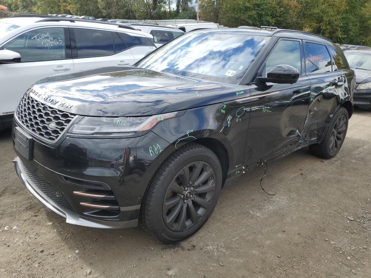 2019 Land Rover Rangerover VIN SALYL2EX7KA779463 — COPART salvage auction photo