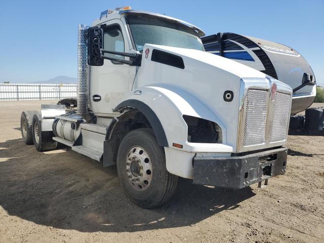2019 Kenworth All models VIN 1XKZDK9X8KJ290139 COPART salvage auction — SIDE, DV, sold $5,100 on 2026-07-28 (photo 1)
