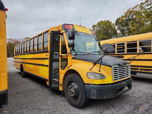 2012 Frht All models VIN 4UZABRDU7CCBP5461 COPART salvage auction — MINOR DENT/SCRATCHES, RI - CERTIFICATE OF TITLE, sold $2,500 on 2026-07-28 (photo 1)