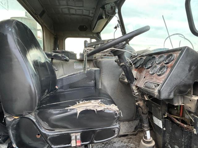2003 Peterbilt All other VIN 1NPZLT0X63D713956 COPART salvage auction — NORMAL WEAR, CD, sold $1,100 on 2026-07-24 (photo 5)