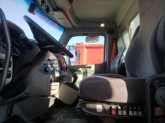 2018 Peterbilt All models VIN 1XPBA48X3JD477710 COPART salvage auction — NORMAL WEAR, IN - CERTIFICATE OF TITLE, sold $8,700 on 2026-07-06 (photo 5)