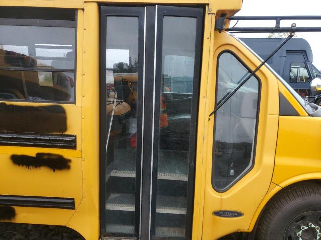 2006 Chev Express VIN 1GBHG312161146527 COPART salvage auction — MINOR DENT/SCRATCHES, Ny - Certificate Of Title, sold $1,800 on 2026-07-09 (photo 5)