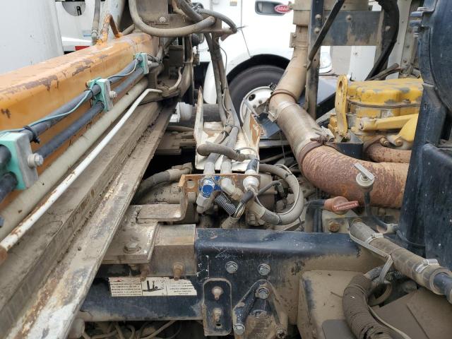 2003 Peterbilt All other VIN 1NPZLT0X63D713956 COPART salvage auction — NORMAL WEAR, CD, sold $1,100 on 2026-07-24 (photo 9)