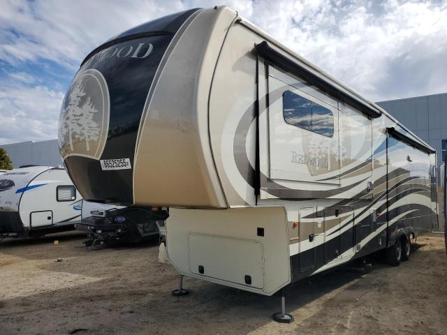2015 Redwood Fifth whee VIN 4V0FC3825FR005326 COPART salvage auction — REAR END, CA - SALVAGE CERTIFICATE, sold $1,900 on 2026-07-09 (photo 2)