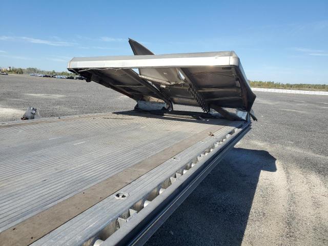2024 Mac Trailer VIN 5MAPA5320RA073133 COPART salvage auction — BURN, ON - PERMIT NO BRAND - UNFIT, sold $2,100 on 2026-07-28 (photo 5)