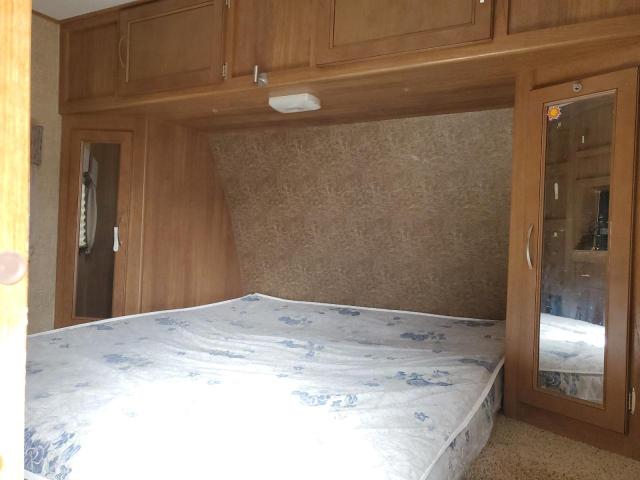2015 Coachman Recreation VIN 5ZT2CXRB2FA005196 COPART salvage auction — UNDERCARRIAGE, PA - CERTIFICATE OF SALVAGE, sold $800 on 2026-07-16 (photo 5)