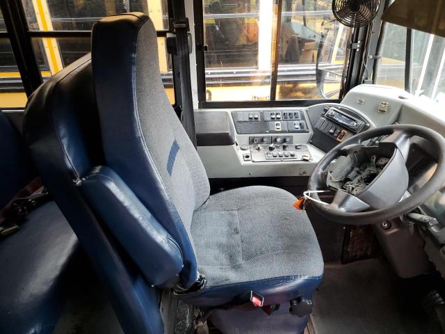 2009 Blue bird All models VIN 1BAKGCPA79F266950 COPART salvage auction — NORMAL WEAR, NY - CERTIFICATE OF TITLE, sold $1,000 on 2026-07-28 (photo 5)