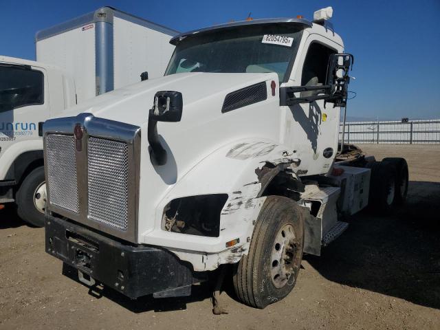 2019 Kenworth All models VIN 1XKZDK9X8KJ290139 COPART salvage auction — SIDE, DV, sold $5,100 on 2026-07-28 (photo 2)