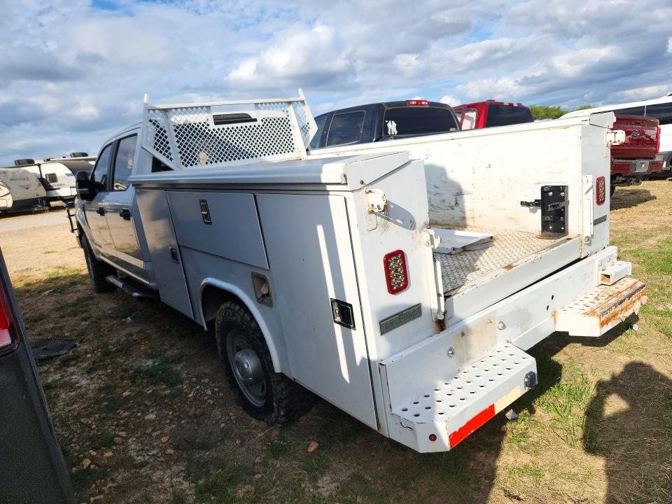2018 Ford F350 VIN 1FD8W3FT5JEC67607 COPART salvage auction — MINOR DENT/SCRATCHES, CT, sold $8,600 on 2026-10-22 (photo 2)