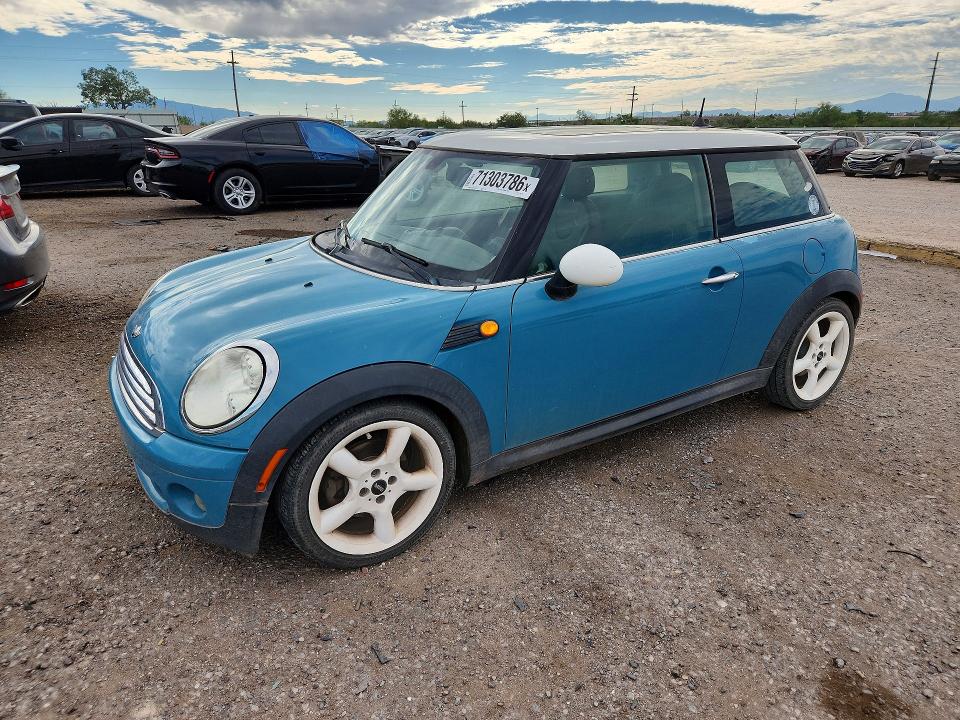 2008 Mini Cooper VIN WMWMF33508TT62720 COPART salvage auction — NORMAL WEAR, CT, sold $450 on 2026-10-21 (photo 1)