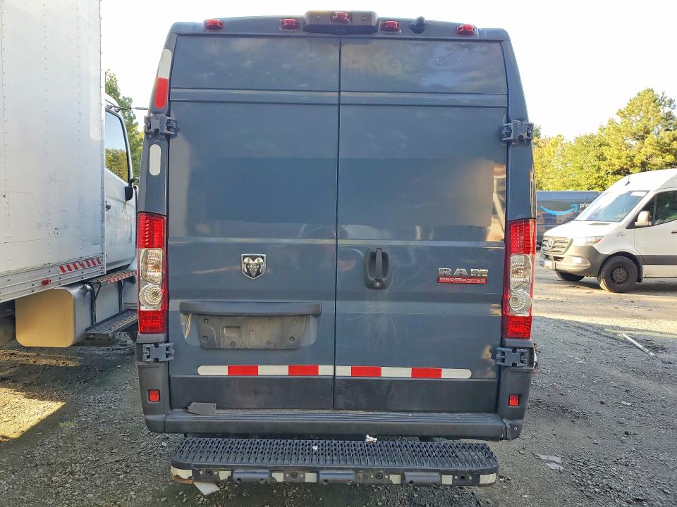 2021 Ram Promaster VIN 3C6MRVJG7ME541521 COPART salvage auction — MINOR DENT/SCRATCHES, CT, sold $11,400 on 2026-10-19 (photo 6)