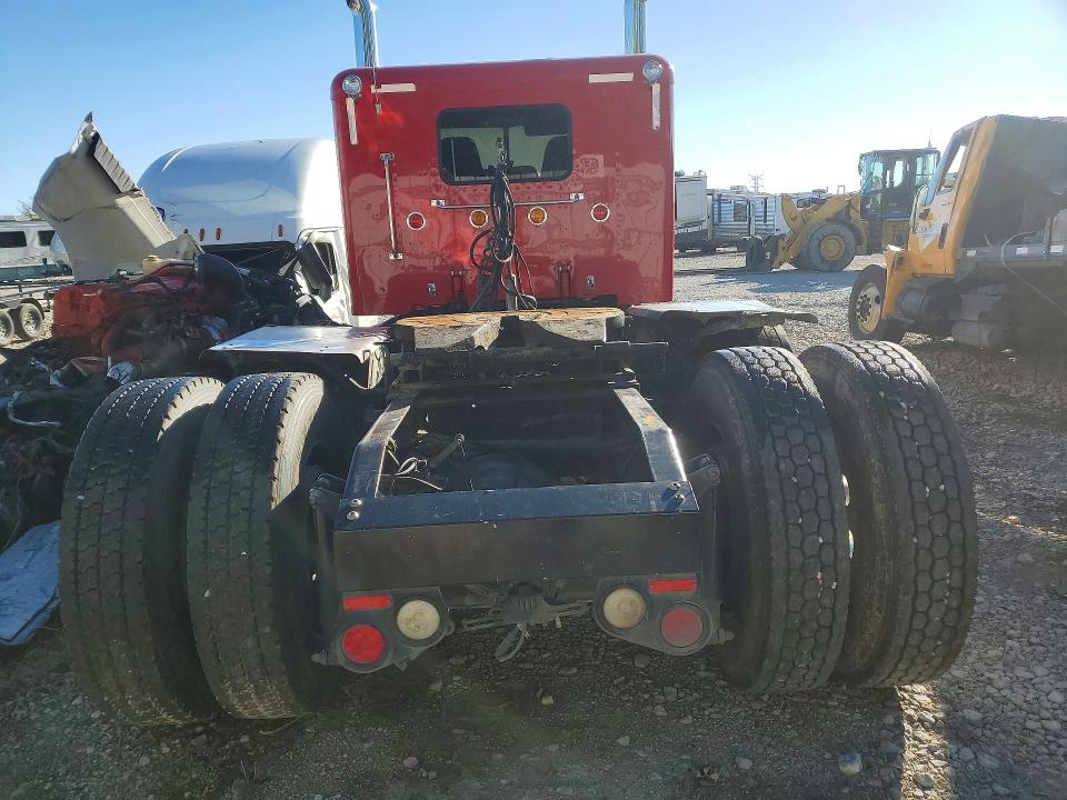 2015 Peterbilt All other VIN 1XPXD49X5FD271131 COPART salvage auction — FRONT END, ST, sold $29,000 on 2026-10-07 (photo 6)