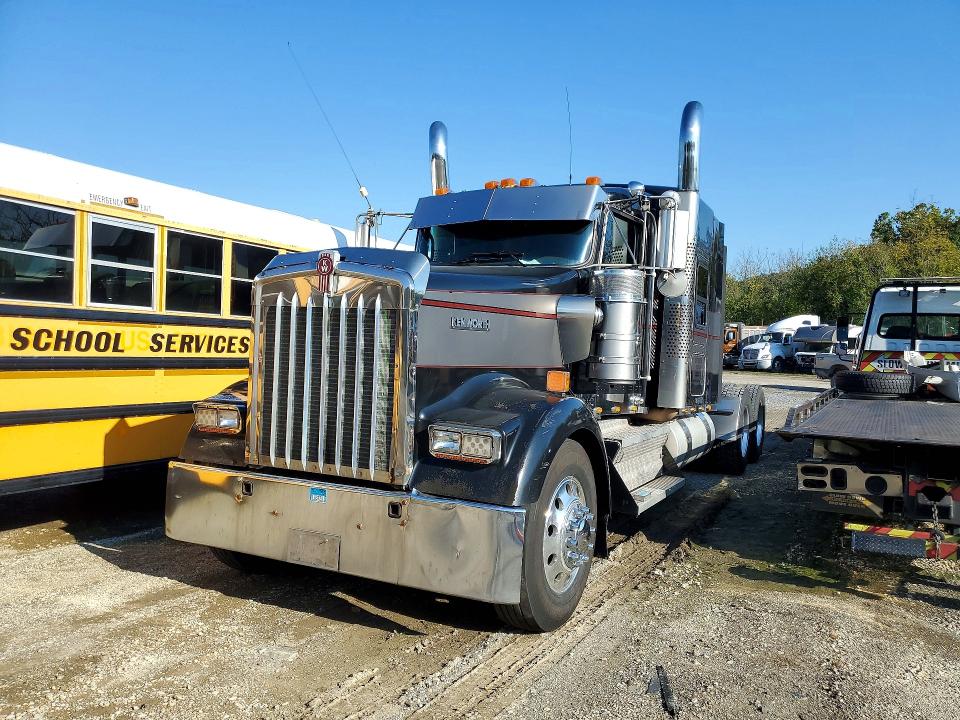 2012 Kenworth All other VIN 1XKWD49X9CJ317042 — COPART salvage auction photo