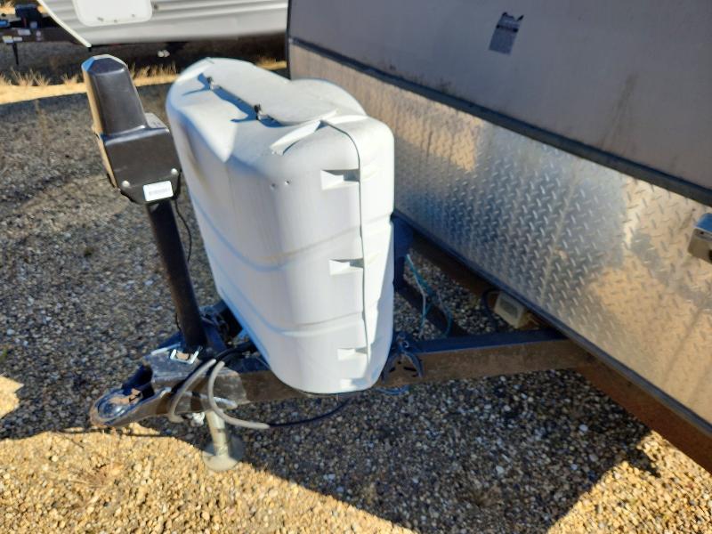 2013 Jay White hawk VIN 1UJBJ0BP4D74C0076 COPART salvage auction — ROOF, BS, sold $1,050 on 2026-10-08 (photo 8)