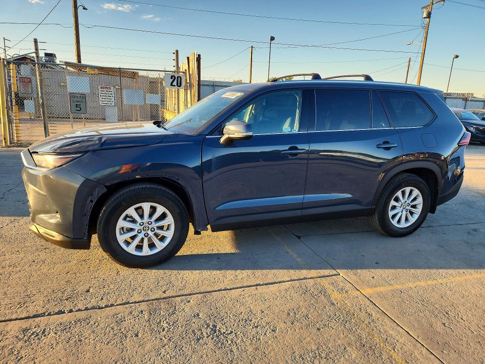 2025 Toyota All other VIN 5TDAAAA51SS034689 — COPART salvage auction photo