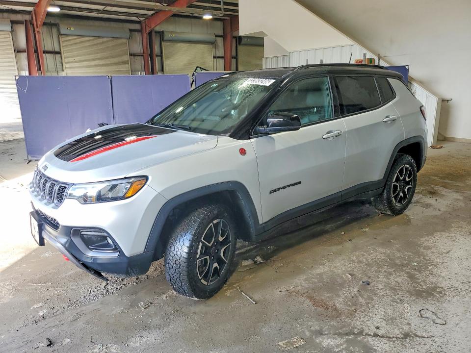2025 Jeep Compass VIN 3C4NJDDN4ST564093 — COPART salvage auction photo