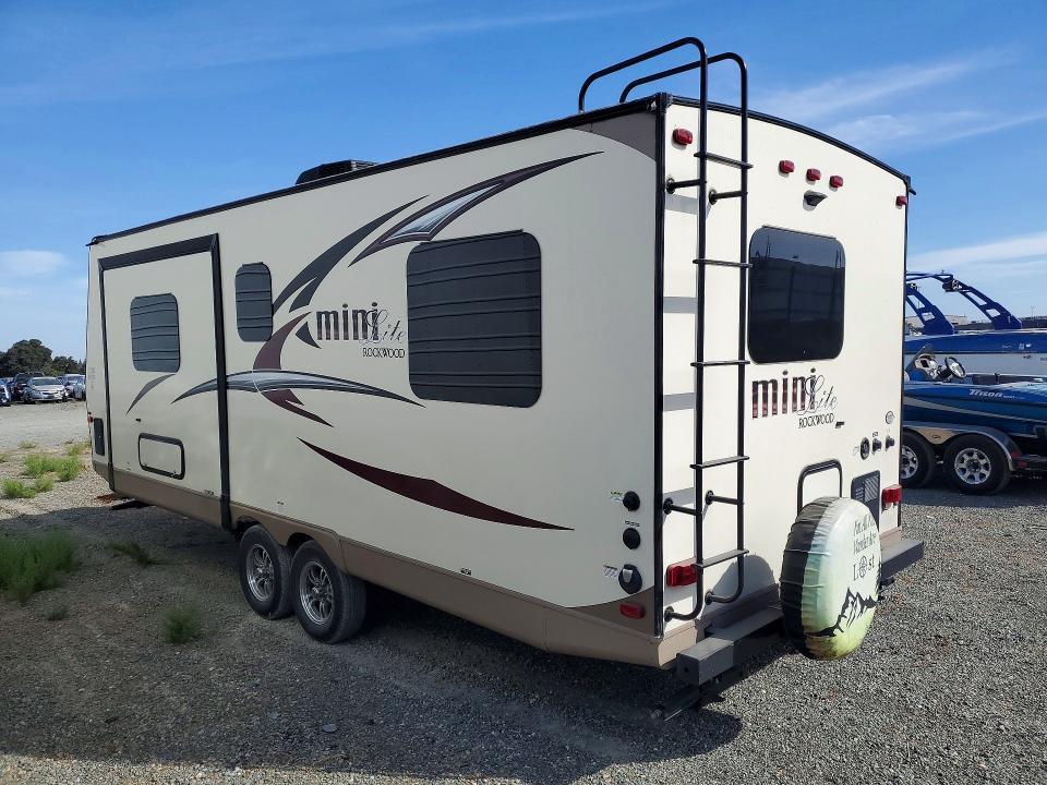 2017 Rockwood VIN 4X4TRLA22HD412939 COPART salvage auction — MINOR DENT/SCRATCHES, CA - CERT OF TITLE-SALVAGED, sold $4,800 on 2026-10-13 (photo 2)