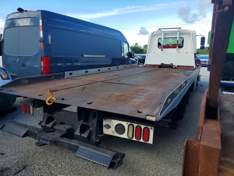 2014 Hino All other VIN 5PVNE8JN5E4S50480 COPART salvage auction — NORMAL WEAR, CT, sold $14,400 on 2026-10-16 (photo 3)
