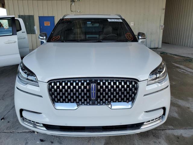 2020 Lincoln Aviator VIN 5LMYJ9YY7LGL15526 COPART salvage auction — WATER/FLOOD, Salvage Title, sold $30,000 on 2024-01-10 (photo 5)