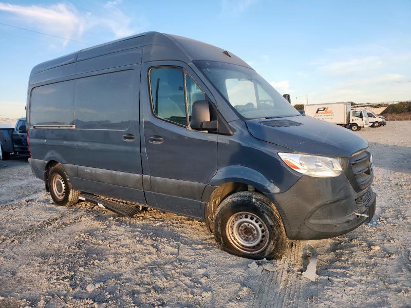 2019 Mercedes-benz Sprinter VIN WD4PF0CDXKT004656 COPART salvage auction — SIDE, Tx - Certificate Of Title, sold $10,800 on 2026-08-24 (photo 4)
