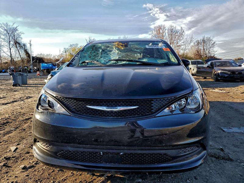 2024 Chrysler Minivan VIN 2C4RC1CGXRR128004 COPART salvage auction — REAR END, Fl - Certificate Of Destruction, sold $9,200 on 2026-07-30 (photo 5)
