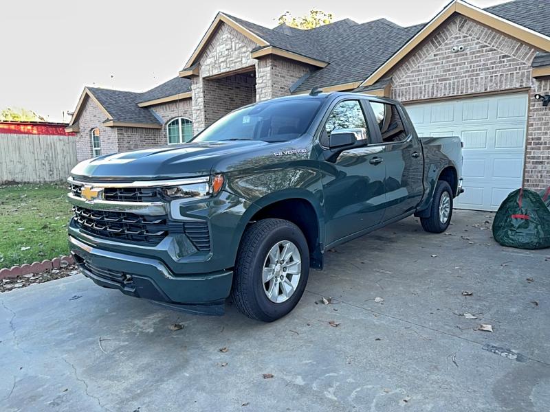 2025 Chevrolet Silverado VIN 1GCUKDED8SZ171415 COPART salvage auction — Normal Wear, TX - CERT OF TITLE-REBUILT SALVAGE (P), sold $16,200 on 2025-12-29 (photo 2)