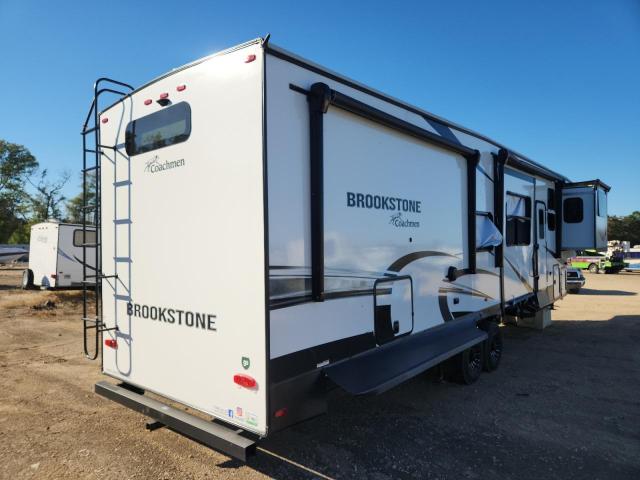 2025 Coach Brookstone VIN 5ZT3BKZB4SA331814 COPART salvage auction — ROLLOVER, FL - CERTIFICATE OF DESTRUCTION, sold $30,500 on 2026-07-27 (photo 4)
