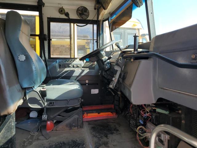 2013 Blue bird All models VIN 1BAKFCPHXDF294296 COPART salvage auction — NORMAL WEAR, PA - CERT OF TITLE, sold $2,500 on 2026-07-28 (photo 5)