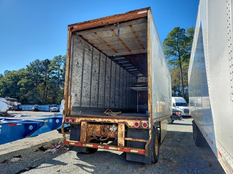 2006 Waba Dry van tr VIN 1JJV281W96L979064 COPART salvage auction — MINOR DENT/SCRATCHES, OR - CERTIFICATE OF TITLE, sold $900 on 2026-07-30 (photo 9)
