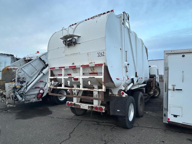 2003 Peterbilt All other VIN 1NPZLT0X63D713956 COPART salvage auction — NORMAL WEAR, CD, sold $1,100 on 2026-07-24 (photo 4)