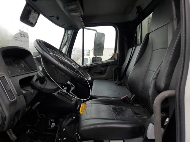 2024 Freightliner All models VIN 1FVACWFC1RHUN5751 COPART salvage auction — ROLLOVER, NY - MV-907A SALVAGE CERTIFICATE, sold $12,000 on 2026-07-08 (photo 7)