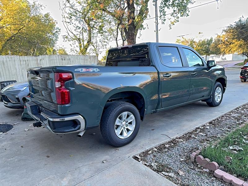 2025 Chevrolet Silverado VIN 1GCUKDED8SZ171415 COPART salvage auction — Normal Wear, TX - CERT OF TITLE-REBUILT SALVAGE (P), sold $16,200 on 2025-12-29 (photo 4)