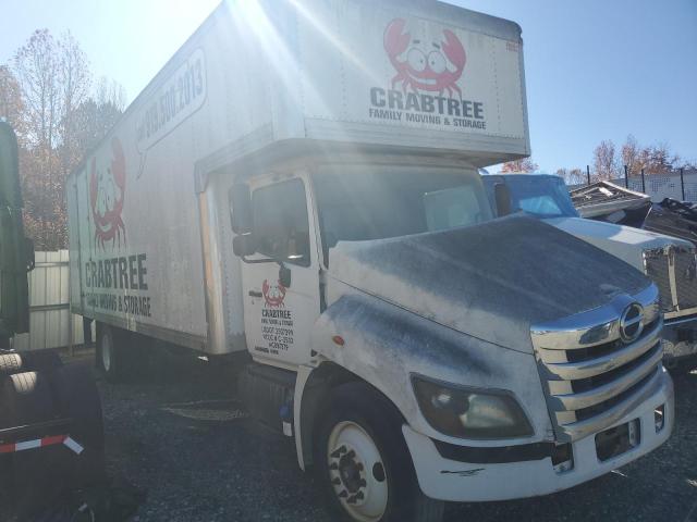 2015 Hino All models VIN 5PVNJ8JV1F4S58329 COPART salvage auction — NORMAL WEAR, CZ, sold $2,400 on 2026-08-24 (photo 4)