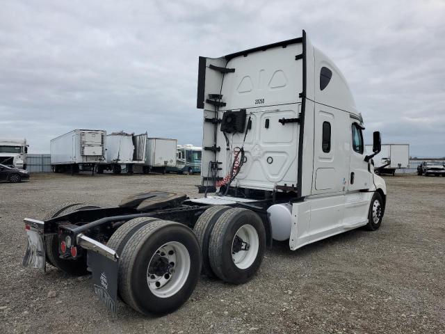 2021 Freightliner All other VIN 3AKJHHDR1MSMS6446 COPART salvage auction — MECHANICAL, OH - DIS/DLR/EXP ONLY CLEAN TITLE, sold $7,600 on 2026-08-31 (photo 4)