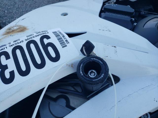 2007 Triumph motorcycle Daytona VIN SMTD00NS07J290841 COPART salvage auction — FRONT END, NC - SALVAGE CERTIFICATE OF TITLE, sold $450 on 2026-07-02 (photo 8)