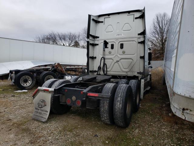 2017 Freightliner All other VIN 3AKJGLDR9HSHJ4911 COPART salvage auction — NORMAL WEAR, CT, sold $1,100 on 2026-07-09 (photo 4)