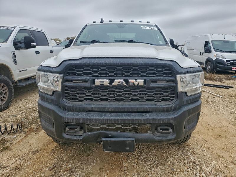 2020 Ram 2500 VIN 3C6UR5HJ0LG111432 COPART salvage auction — UNDERCARRIAGE, Tx - Certificate Of Title, sold $9,500 on 2026-07-30 (photo 5)