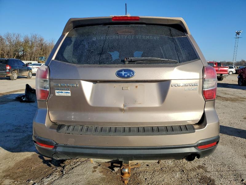 2014 Subaru Forester VIN JF2SJAHC6EH463250 COPART salvage auction — MINOR DENT/SCRATCHES, Ok - Certificate Of Title, sold $2,000 on 2026-07-28 (photo 6)