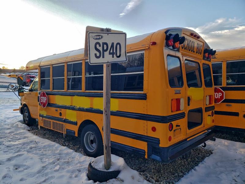 2013 Thom Bus VIN 1GB3G3BG2C1177172 COPART salvage auction — MINOR DENT/SCRATCHES, PA - CERT OF TITLE, sold $1,650 on 2026-09-09 (photo 3)