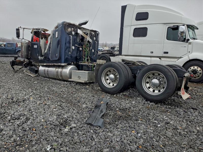 2020 Peterbilt All other VIN 1NPXGGGG80D734442 COPART salvage auction — BURN, TN - NON-REPAIRABLE CERTIFICATE, sold $225 on 2026-07-07 (photo 3)