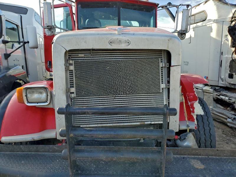 2011 Peterbilt tractor All models VIN 1NPTLU0XXBD126492 COPART salvage auction — FRONT END, KS - CERT OF TITLE-SALVAGE, sold $575 on 2026-07-23 (photo 7)