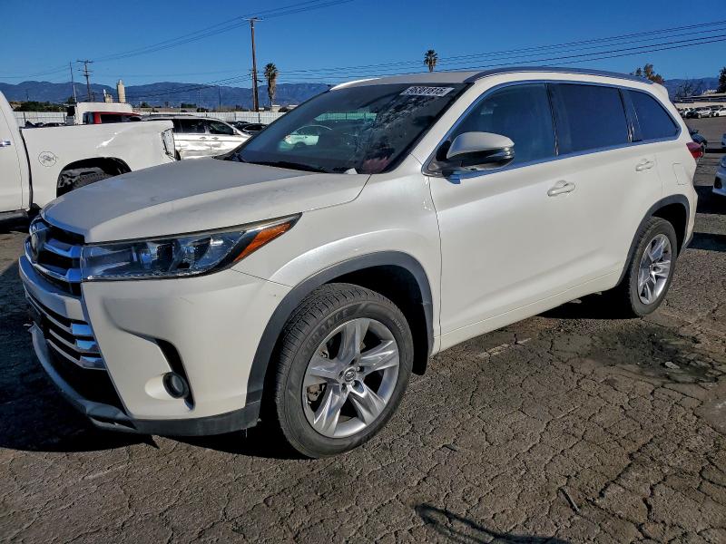 2017 Toyota Highlander VIN 5TDYZRFH0HS208348 COPART salvage auction — MINOR DENT/SCRATCHES, CA - SALVAGE CERTIFICATE, sold $1,750 on 2026-07-23 (photo 1)