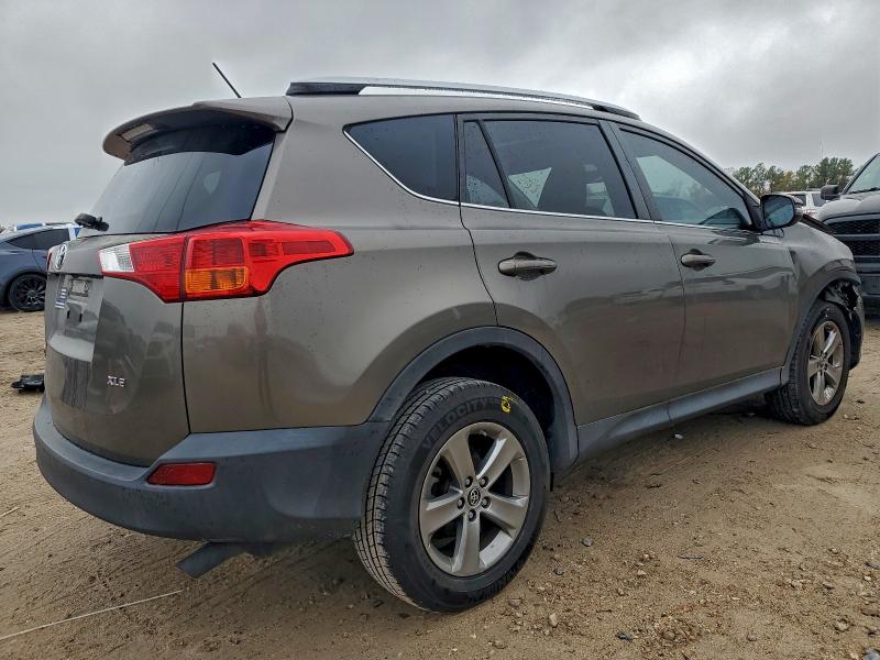2015 Toyota Rav4 VIN JTMWFREV1FD060162 COPART salvage auction — FRONT END, Tx - Salvage Vehicle Title, sold $1,400 on 2026-07-02 (photo 3)