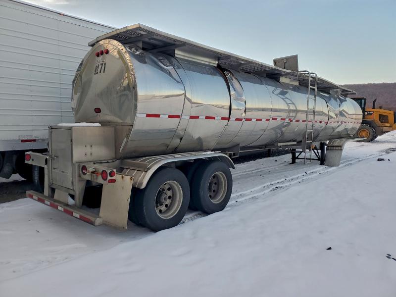1998 Semi VIN 10BAB72XXWM0M1688 COPART salvage auction — ROLLOVER, PA - CERTIFICATE OF SALVAGE, sold $100 on 2026-07-30 (photo 4)